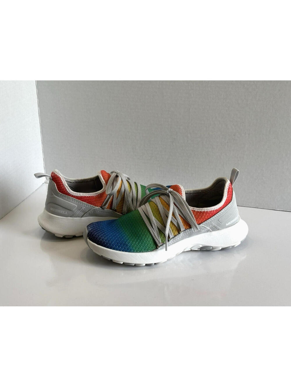 Merrell Cloud Knit Confetti Pride Women's Sz 7 Rainbow Athletic Comfort Sneakers